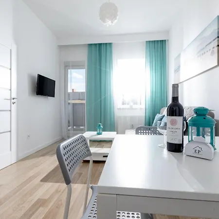 Apartament 101a Morska 5 *